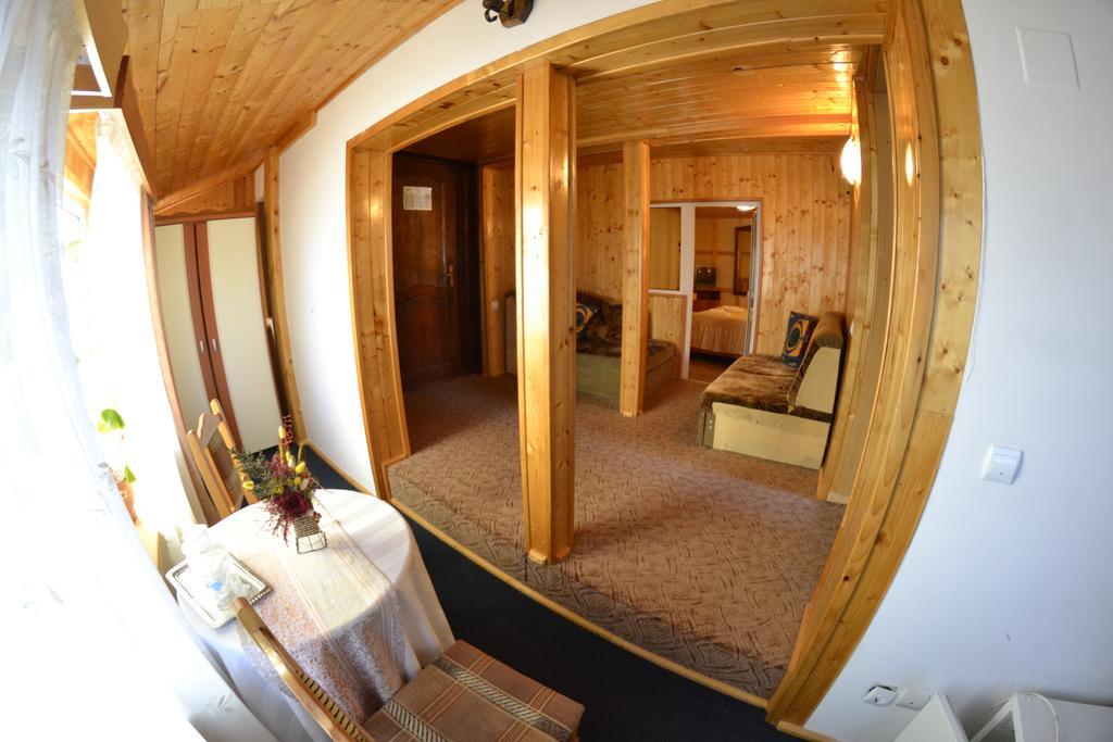 Pension Restaurant Speranta Predeal Luaran gambar