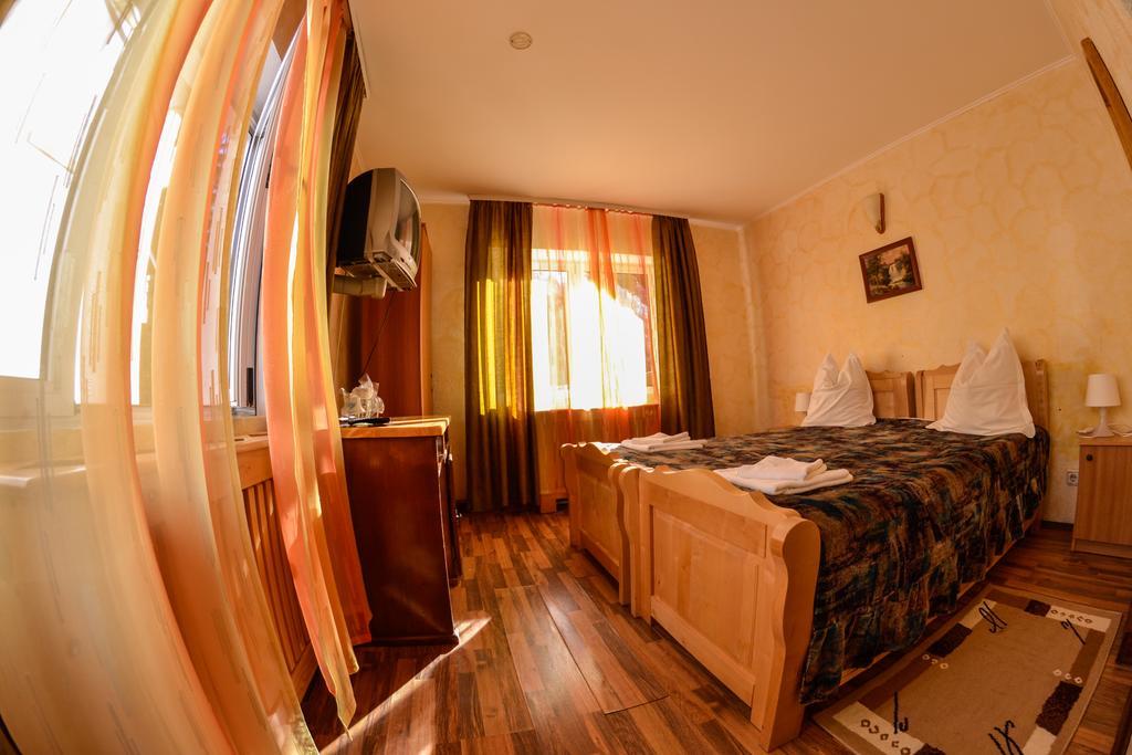 Pension Restaurant Speranta Predeal Luaran gambar