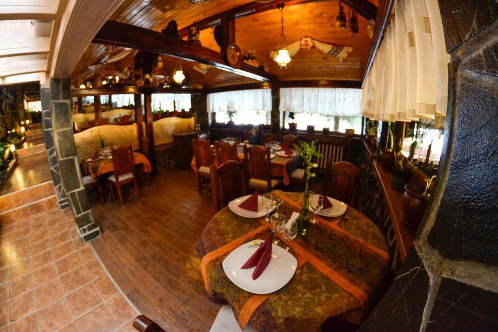 Pension Restaurant Speranta Predeal Luaran gambar