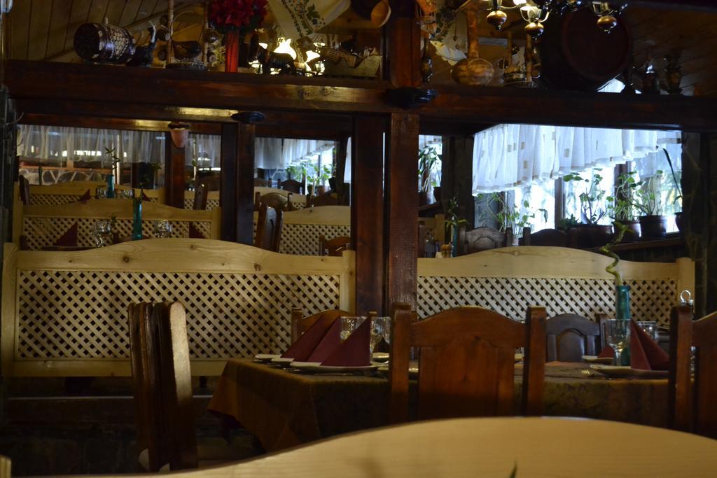 Pension Restaurant Speranta Predeal Luaran gambar